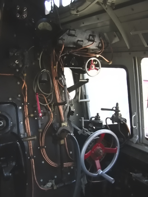 01 164, rechte Seite des F�hrerstandes