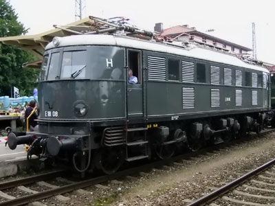 E18 08 am 27.07.02 in Murnau