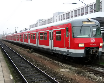 420 683-5, Mnchner S-Bahn am 21.09.02