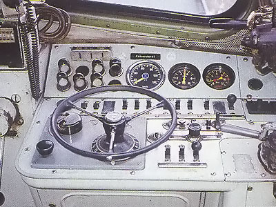 F�hrerstand der V100